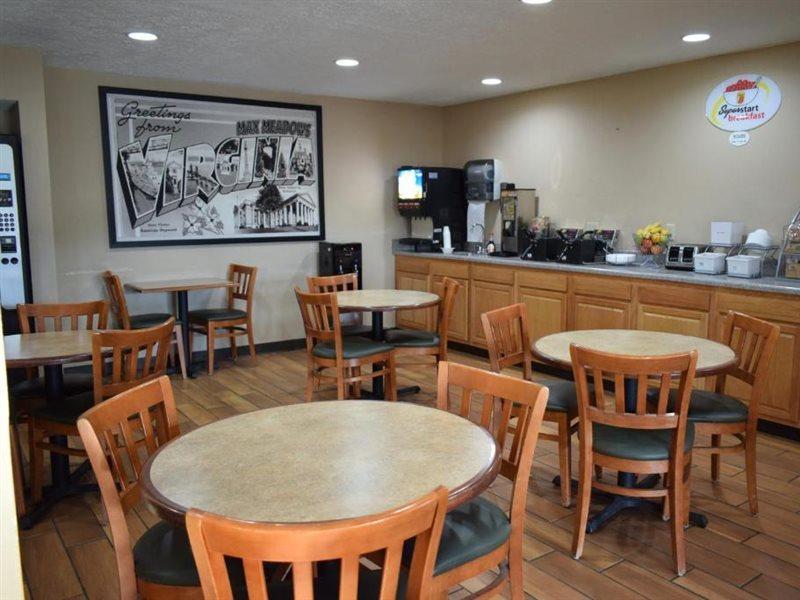 Super 8 By Wyndham Fort Chiswell Wytheville Area Max Meadows Exterior foto