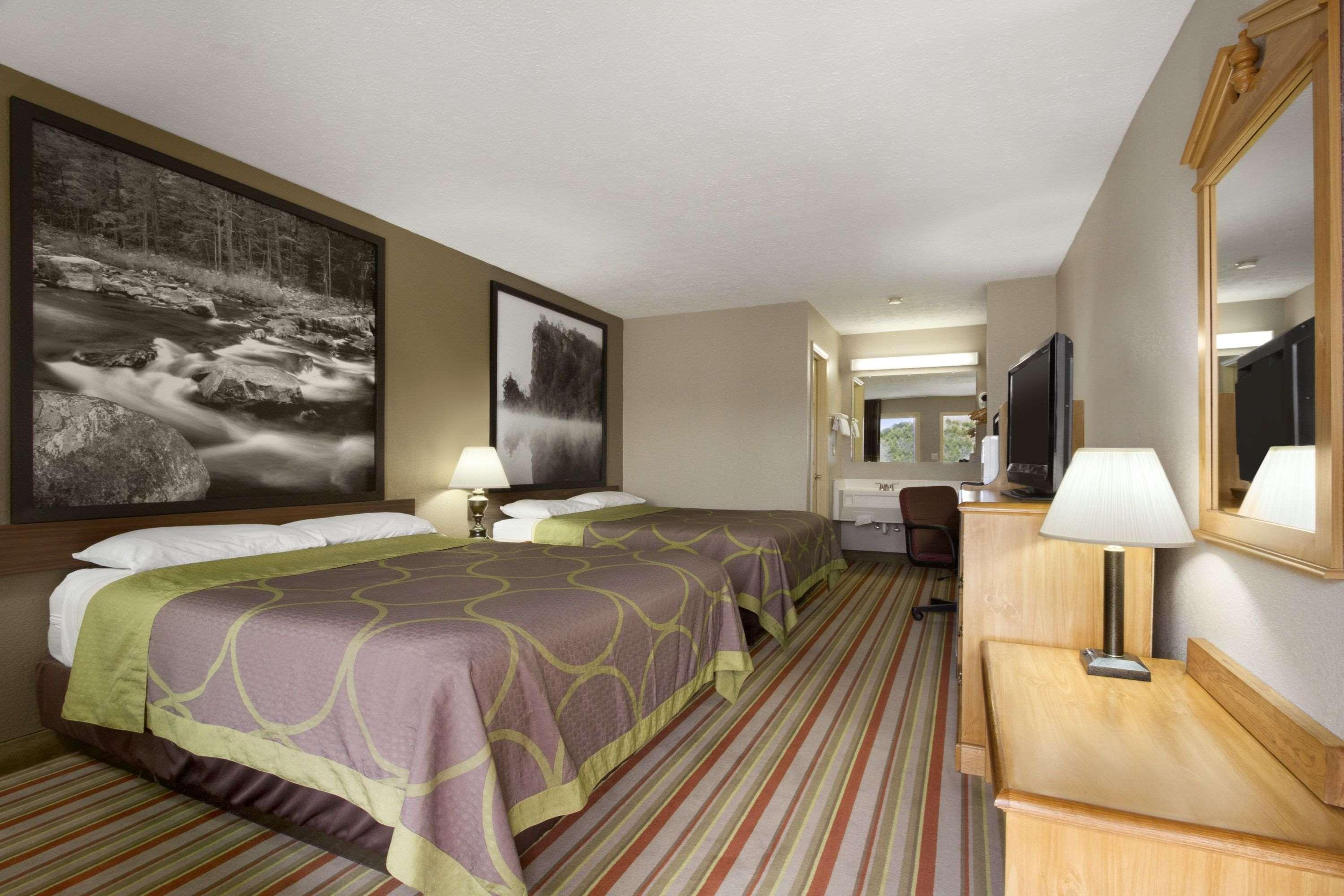 Super 8 By Wyndham Fort Chiswell Wytheville Area Max Meadows Exterior foto